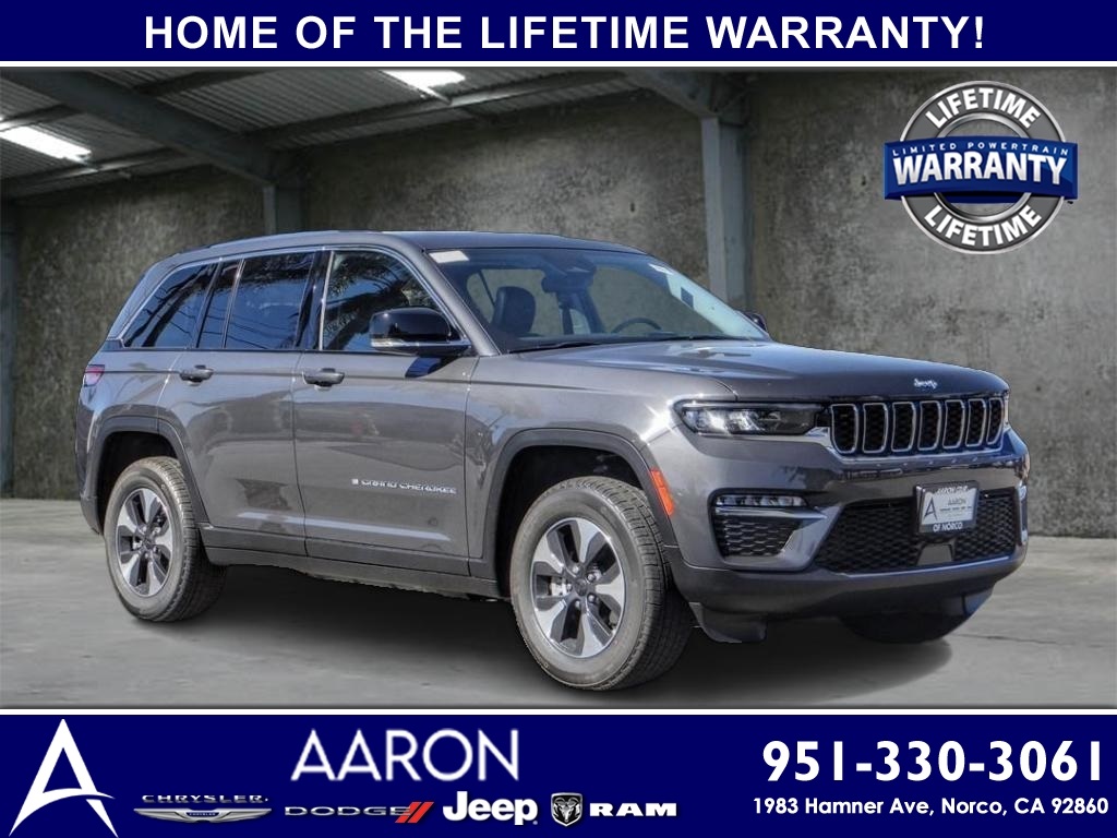 Baltic Gray Metallic Clearcoat New 2022 Jeep Grand Cherokee Base 4xe  in Norco, CA