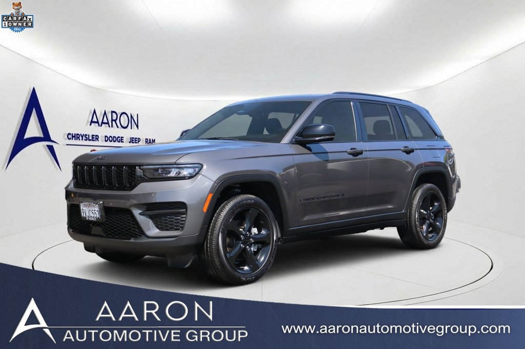 Gray Metallic Used 2025 Jeep Grand Cherokee Altitude  in Norco, CA