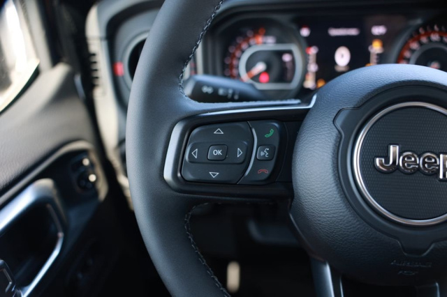 New 2026 Jeep Gladiator Rubicon  in Norco, CA 18
