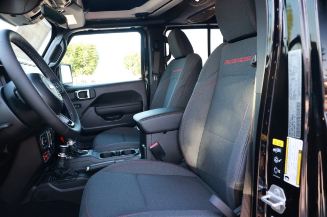 New 2026 Jeep Gladiator Rubicon  in Norco, CA 13