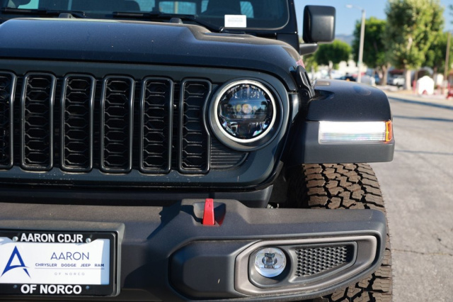 New 2026 Jeep Gladiator Rubicon  in Norco, CA 4