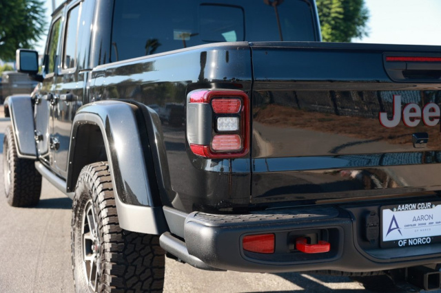 New 2026 Jeep Gladiator Rubicon  in Norco, CA 9