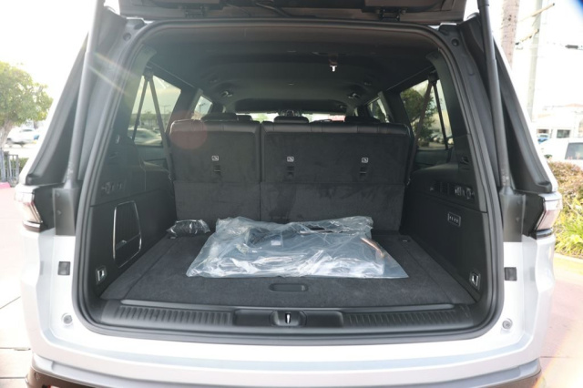 New 2026 Jeep Grand Wagoneer L   in Norco, CA 35