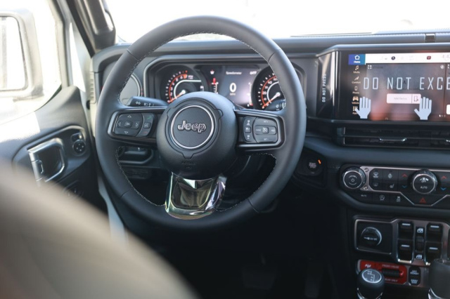 New 2026 Jeep Gladiator Rubicon  in Norco, CA 24