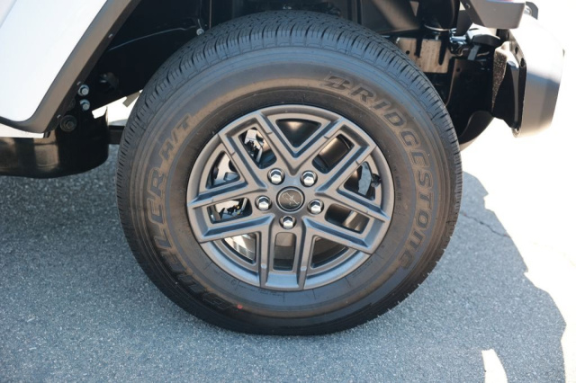 New 2026 Jeep Gladiator Sport S  in Norco, CA 7