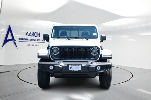 New 2026 Jeep Gladiator Sport S  in Norco, CA 3