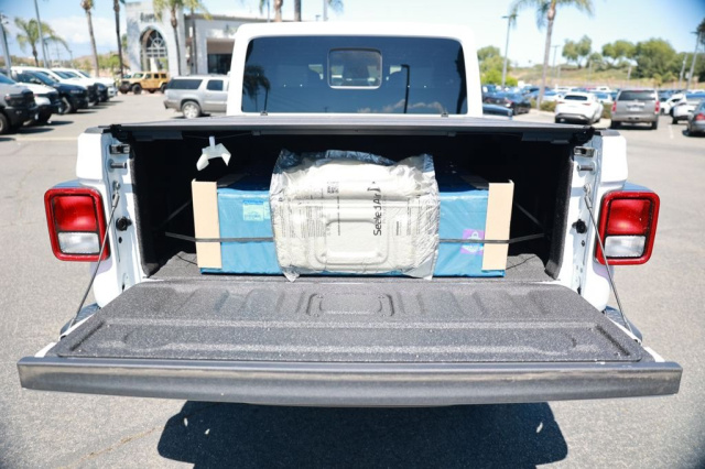 New 2026 Jeep Gladiator Sport S  in Norco, CA 32