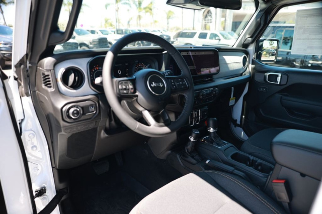 New 2026 Jeep Gladiator Sport S  in Norco, CA 10