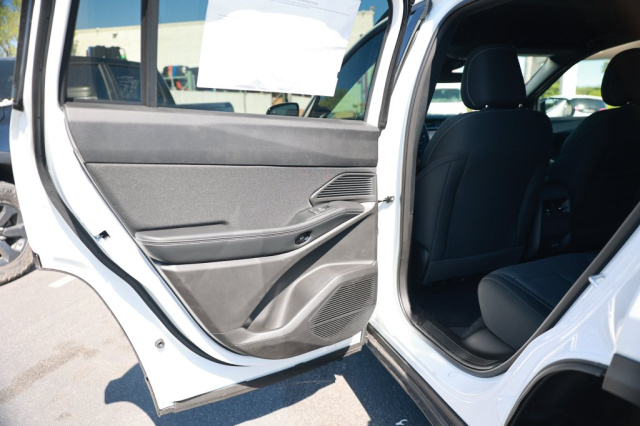 New 2026 Jeep Cherokee Laredo  in Norco, CA 30