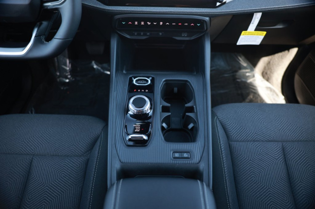 New 2026 Jeep Cherokee Laredo  in Norco, CA 25