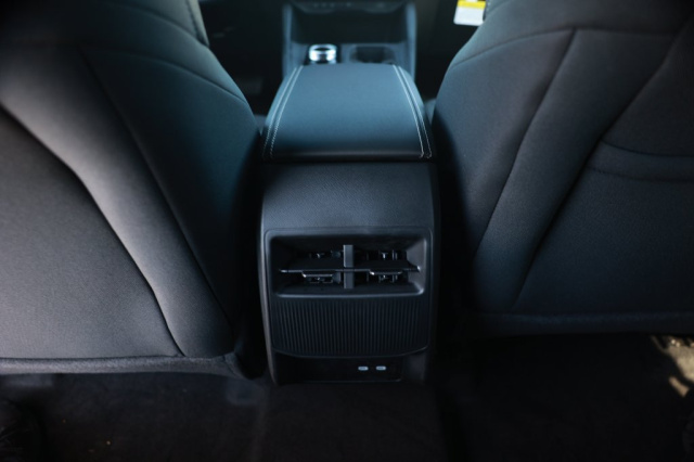 New 2026 Jeep Cherokee Laredo  in Norco, CA 27