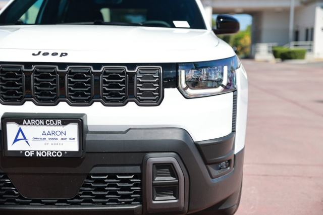 New 2026 Jeep Cherokee Laredo  in Norco, CA 4