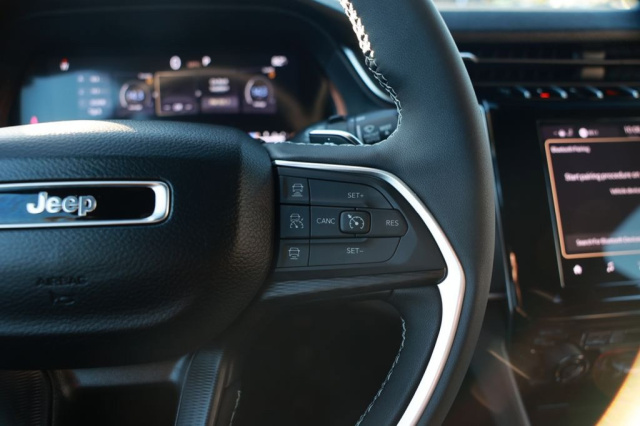 New 2025 Jeep Grand Cherokee Altitude X  in Norco, CA 17