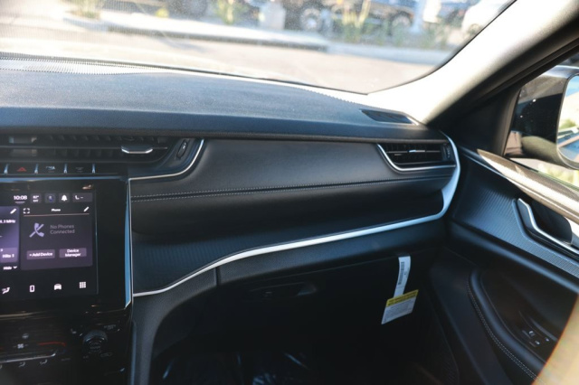 New 2025 Jeep Grand Cherokee Altitude X  in Norco, CA 23