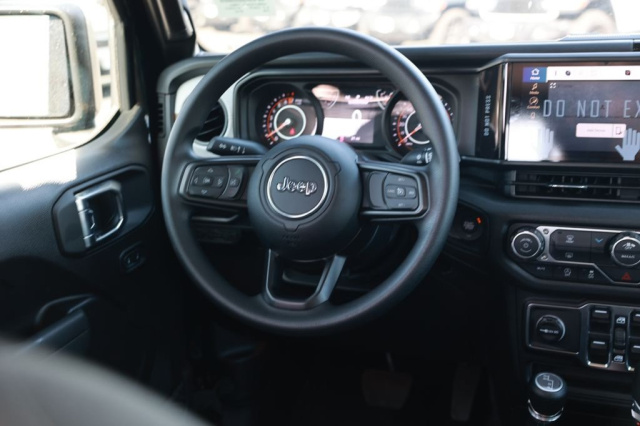New 2026 Jeep Gladiator Sport  in Norco, CA 22