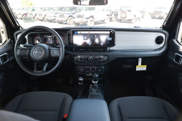 New 2026 Jeep Gladiator Sport  in Norco, CA 21