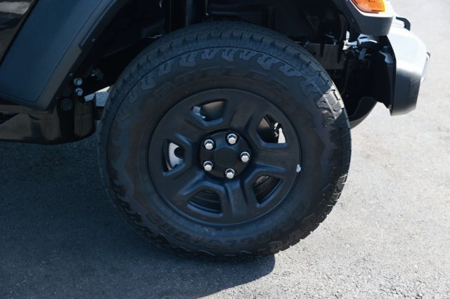 New 2026 Jeep Gladiator Sport  in Norco, CA 7