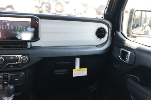 New 2026 Jeep Gladiator Sport  in Norco, CA 24
