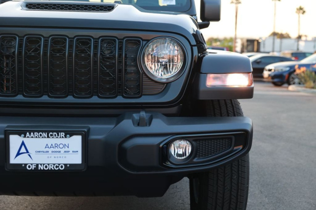New 2026 Jeep Gladiator Sport S  in Norco, CA 4