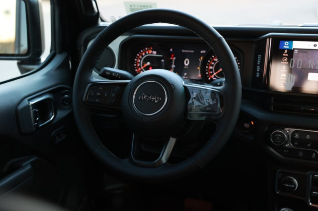 New 2026 Jeep Gladiator Sport S  in Norco, CA 21