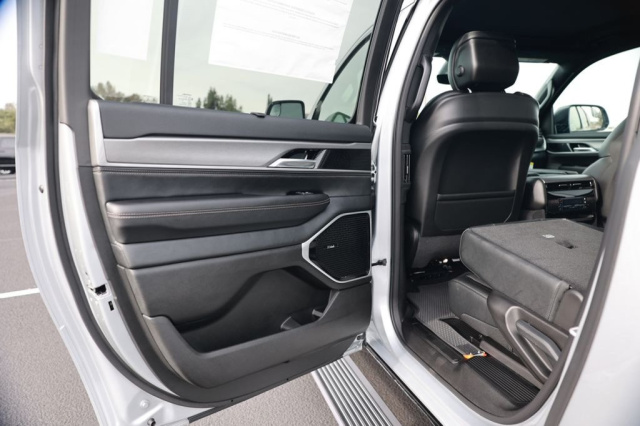 New 2026 Jeep Grand Wagoneer L Limited Reserve  in Norco, CA 35