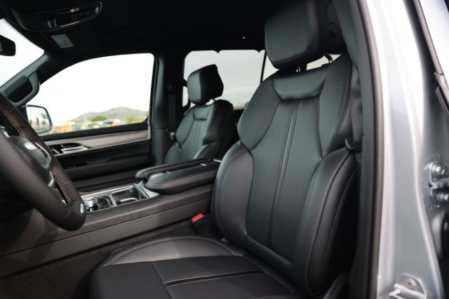 New 2026 Jeep Grand Wagoneer L Limited Reserve  in Norco, CA 15