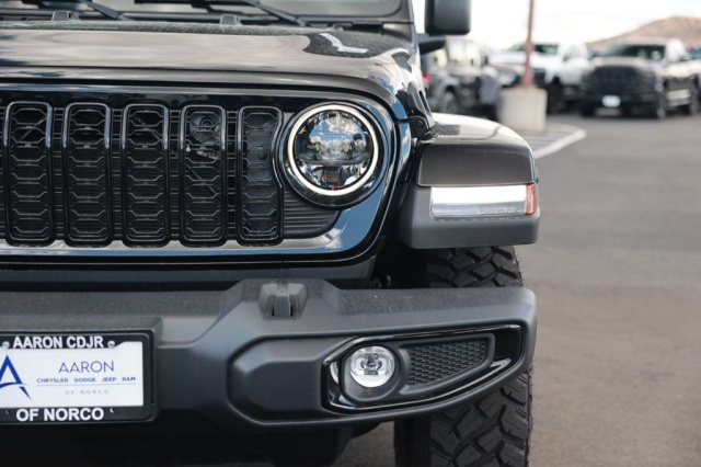 New 2026 Jeep Gladiator Willys  in Norco, CA 4