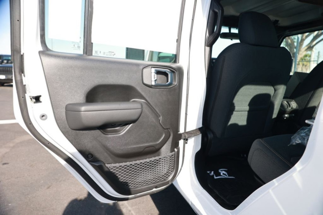 New 2026 Jeep Gladiator Sport  in Norco, CA 31