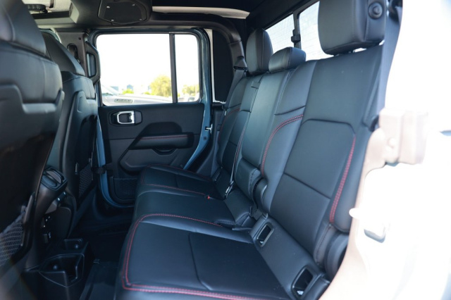New 2026 Jeep Gladiator Shadow Ops  in Norco, CA 33