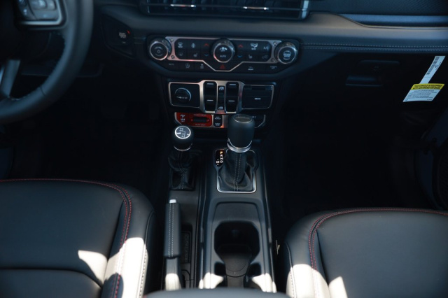 New 2026 Jeep Gladiator Shadow Ops  in Norco, CA 30