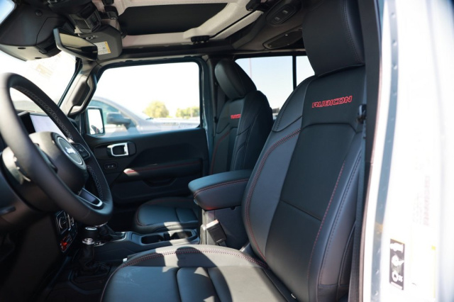 New 2026 Jeep Gladiator Shadow Ops  in Norco, CA 17