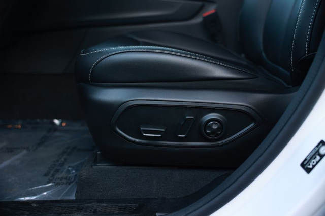 New 2026 Jeep Grand Cherokee Limited  in Norco, CA 15