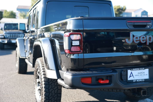 New 2026 Jeep Gladiator Rubicon  in Norco, CA 9