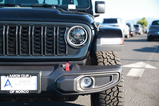 New 2026 Jeep Gladiator Rubicon  in Norco, CA 4