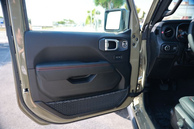 New 2026 Jeep Gladiator Rubicon  in Norco, CA 13