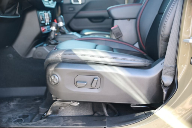 New 2026 Jeep Gladiator Rubicon  in Norco, CA 17