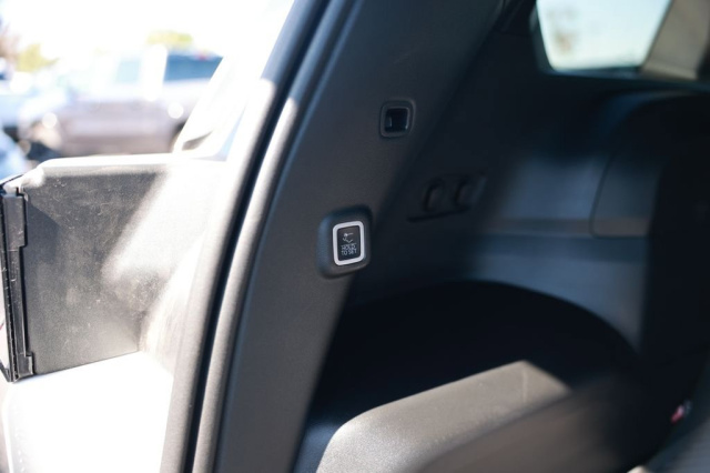 New 2026 Jeep Cherokee Limited  in Norco, CA 32