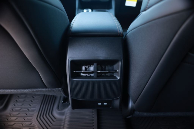 New 2026 Jeep Cherokee Limited  in Norco, CA 27