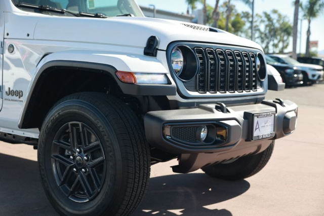 New 2026 Jeep Gladiator Sport S  in Norco, CA 6
