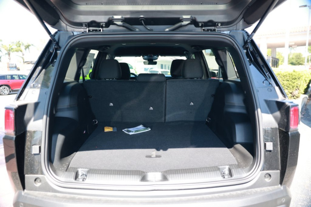 New 2026 Jeep Cherokee Laredo  in Norco, CA 31