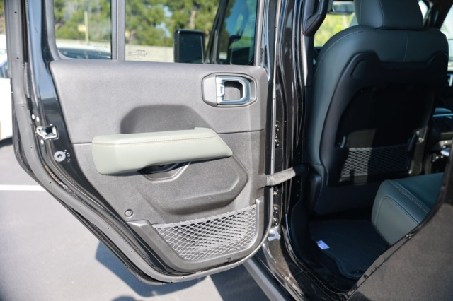 New 2026 Jeep Gladiator Mojave X  in Norco, CA 33
