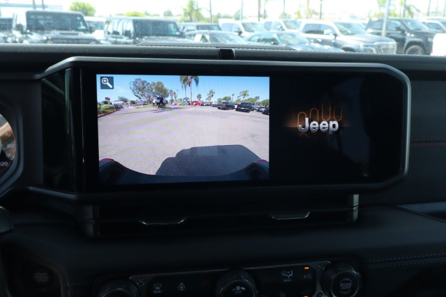 New 2026 Jeep Gladiator Rubicon  in Norco, CA 23
