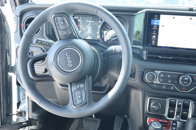 New 2026 Jeep Gladiator Rubicon  in Norco, CA 25
