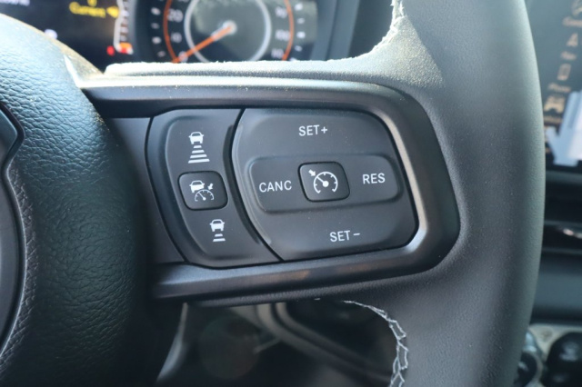 New 2026 Jeep Gladiator Shadow Ops  in Norco, CA 18