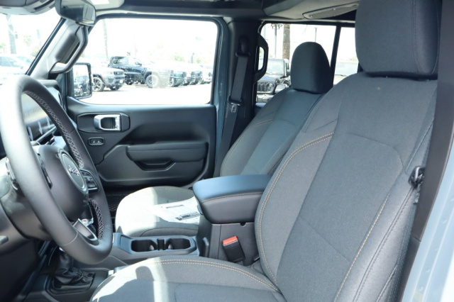 New 2026 Jeep Gladiator Sport S  in Norco, CA 15