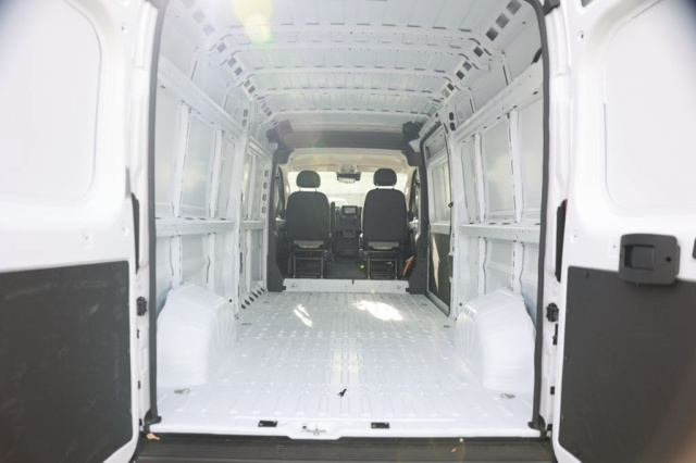 New 2026 Ram ProMaster 2500 High Roof  in Norco, CA 32