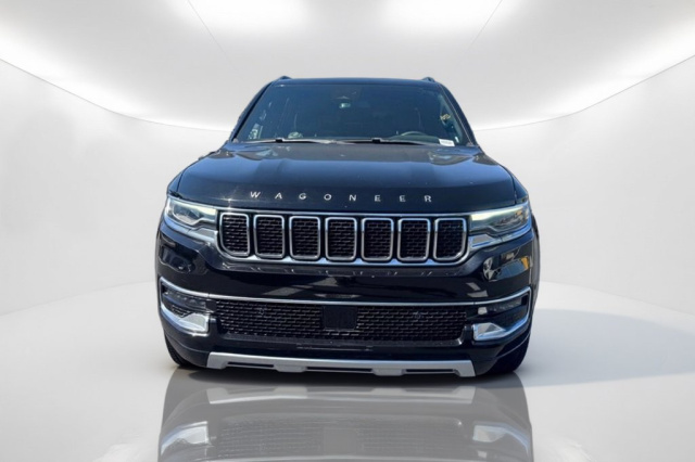 Used 2023 Jeep Wagoneer L Series II  in Norco, CA 7