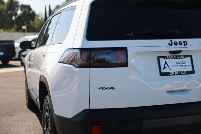 New 2026 Jeep Cherokee Laredo  in Norco, CA 9