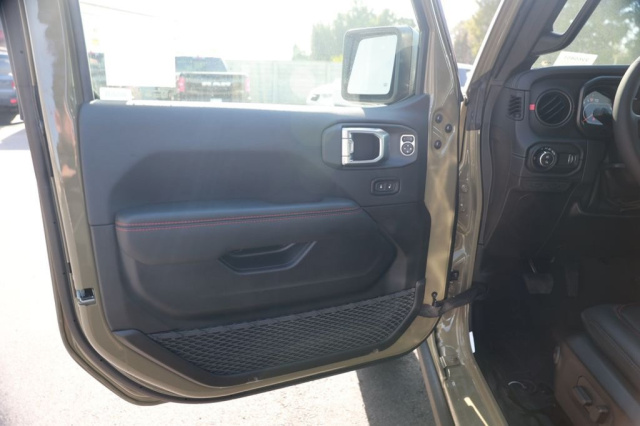 New 2026 Jeep Gladiator Rubicon  in Norco, CA 12