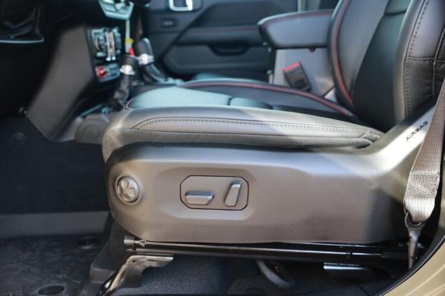 New 2026 Jeep Gladiator Rubicon  in Norco, CA 16